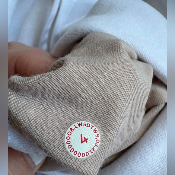 Lululemon Team Canada Relaxed Fleece High Rise Joggers size 4 - Picture 8 of 9